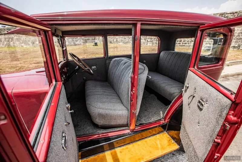 1928 Studebaker Dictator in Cartagena De Indias 3