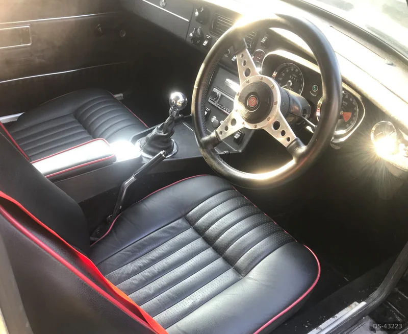 1974 MG B Gt in Haslemere 3