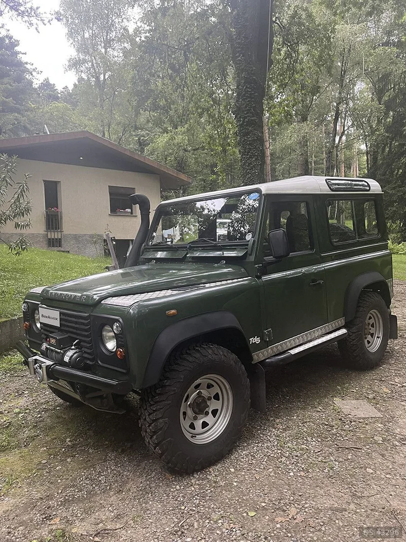 1998 Land Rover Defender in Sesto Calende 9