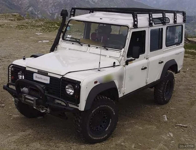 2005 Land Rover Defender in Sesto Calende