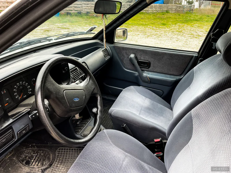 1988 Ford Orion in Sala Consilina 8