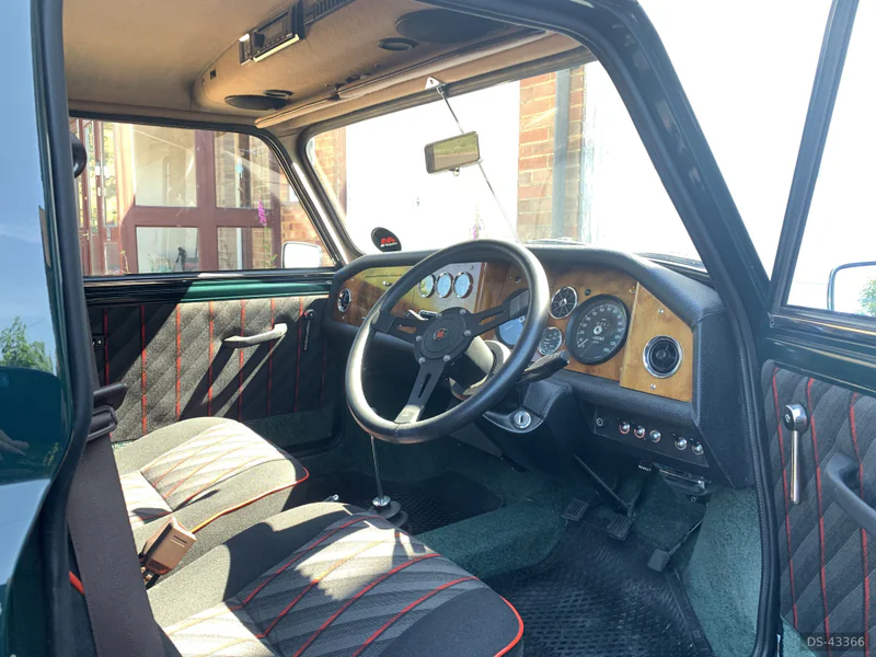 1973 Mini Morris Mini Van in St Albans 4
