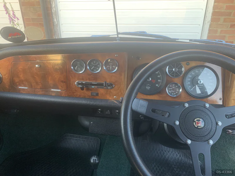 1973 Mini Morris Mini Van in St Albans 7