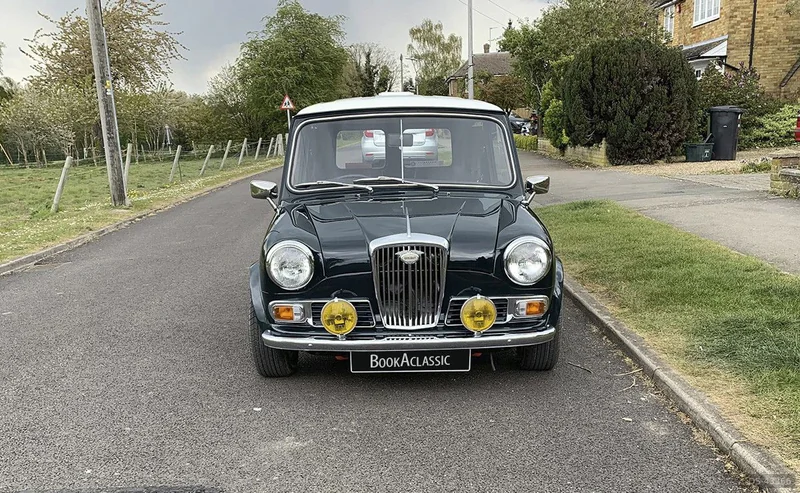 1973 Mini Morris Mini Van in St Albans 5