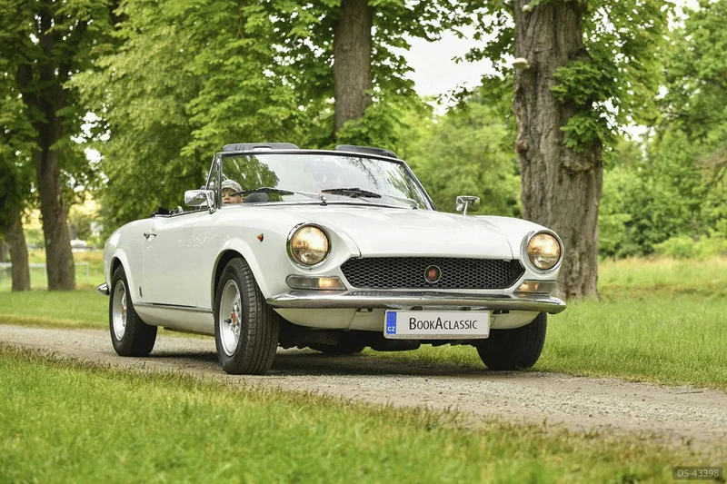 1972 Fiat 124 Sport Spider in Rajhradice 1