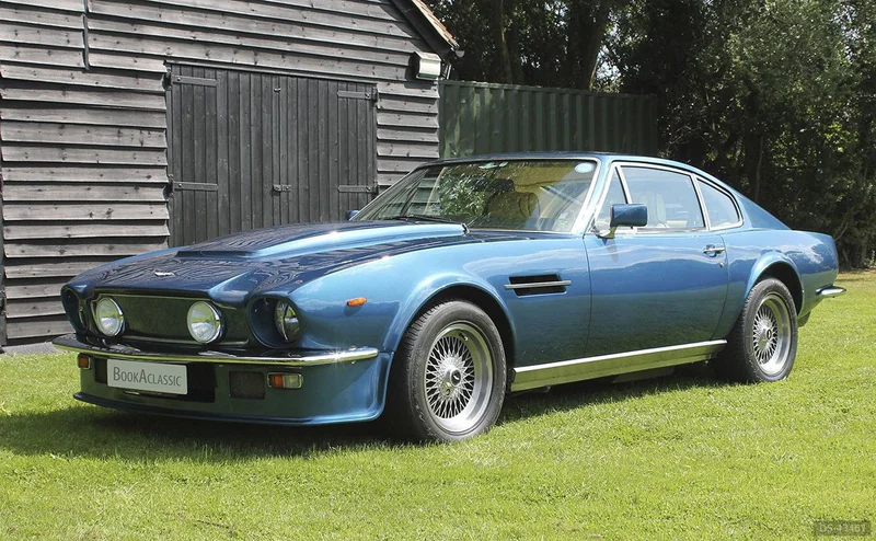 1984 Aston Martin V8 Vantage in Windsor 3