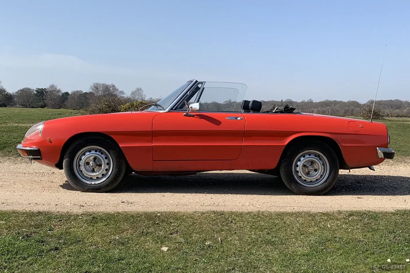 1972 Alfa Romeo Spider in Romsey 5