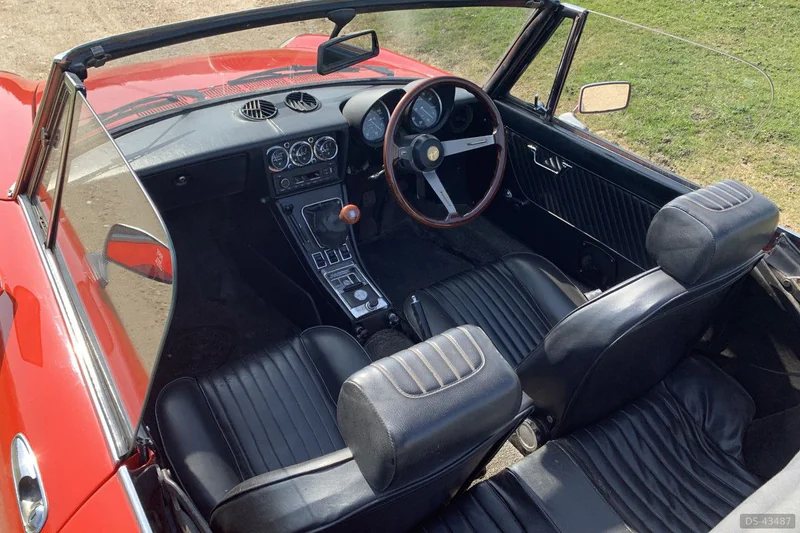 1972 Alfa Romeo Spider in Romsey 10