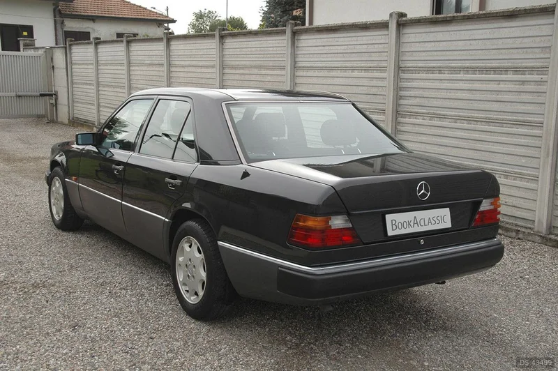 1992 Mercedes-Benz 200e in Busto Garolfo 3