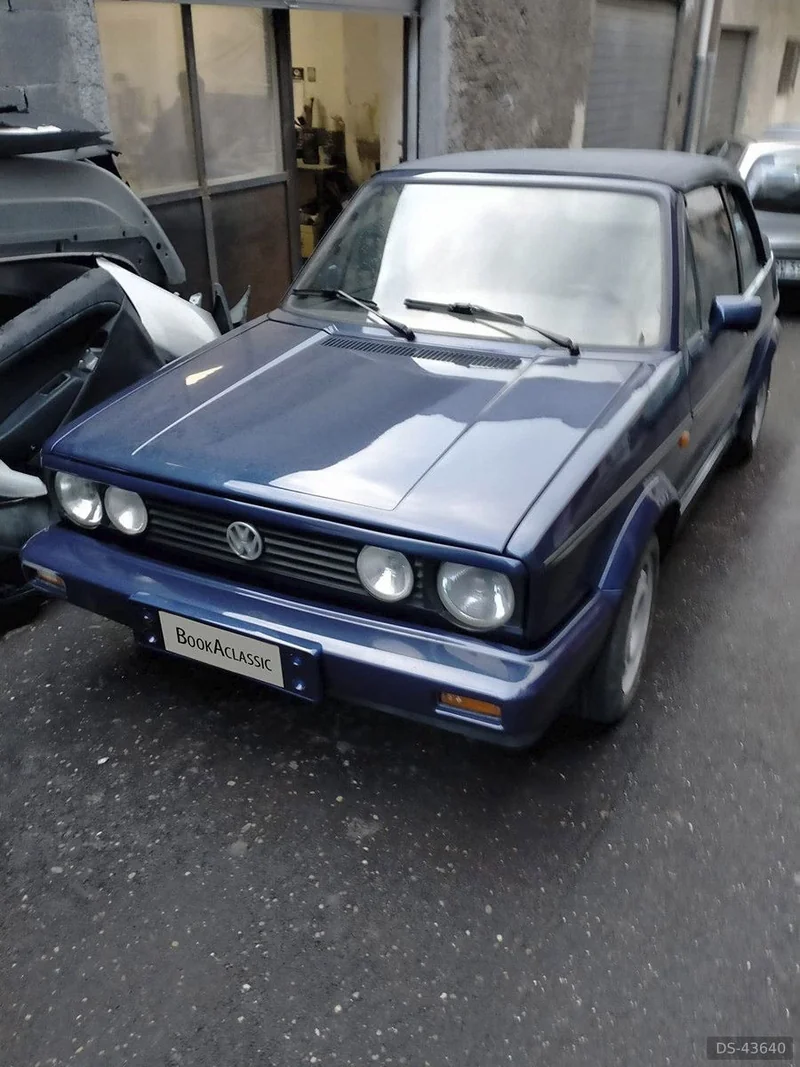 1990 Volkswagen Golf Cabriolet in Milano 9