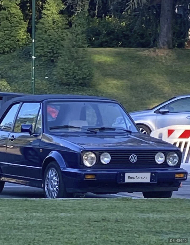1990 Volkswagen Golf Cabriolet in Milano 8