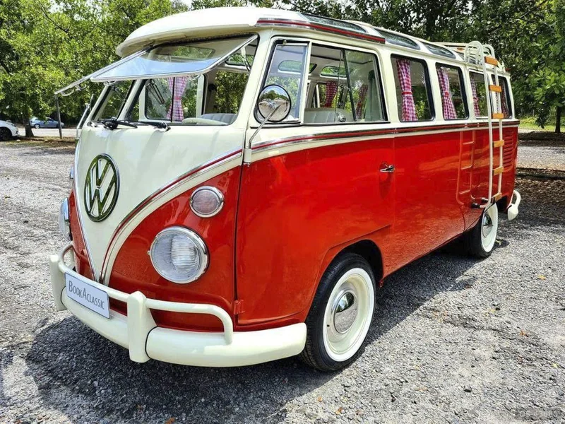 1973 Volkswagen Kombi in Rio De Janeiro