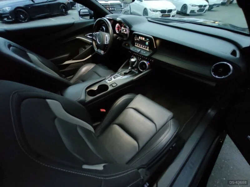 2016 Chevrolet Camaro in Kopřivnice 4