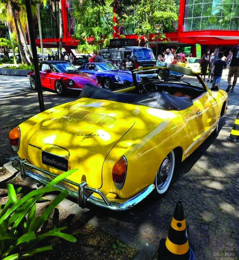 1971 Volkswagen Karmann Ghia in Rio De Janeiro 2