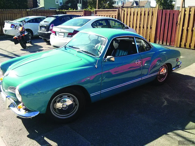 1968 Volkswagen Karmann Ghia in Toronto 8