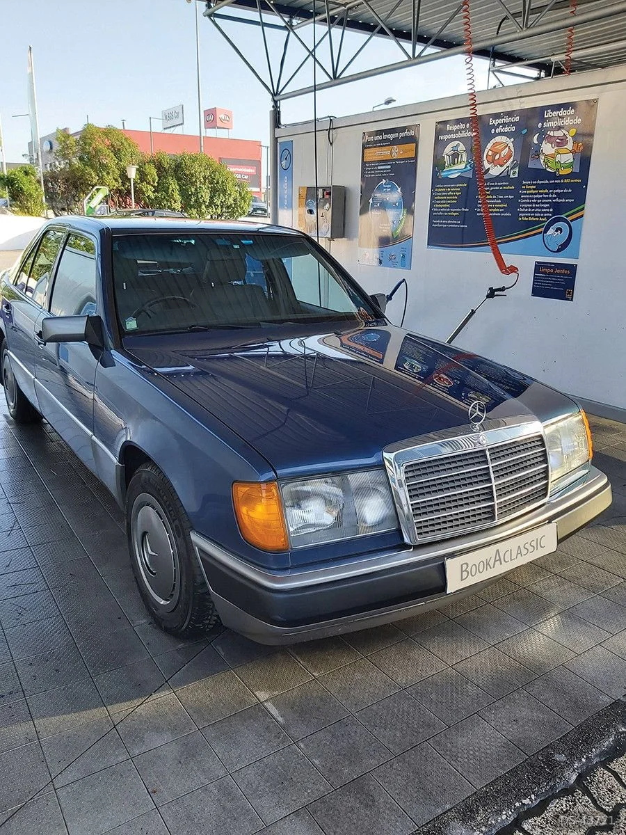 1992 Mercedes-Benz 230 E