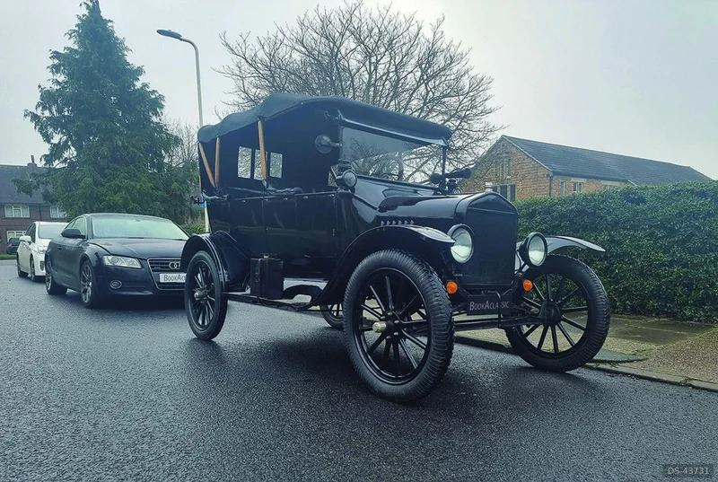 1917 Ford Model T in Waltham Abbey 3