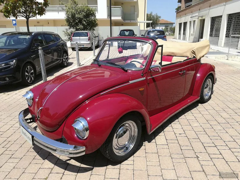 1974 Volkswagen Maggiolone Cabriolet in Ortona 2