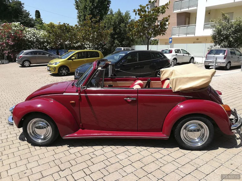 1974 Volkswagen Maggiolone Cabriolet in Ortona 4