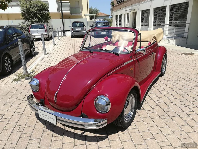 1974 Volkswagen Maggiolone Cabriolet in Ortona