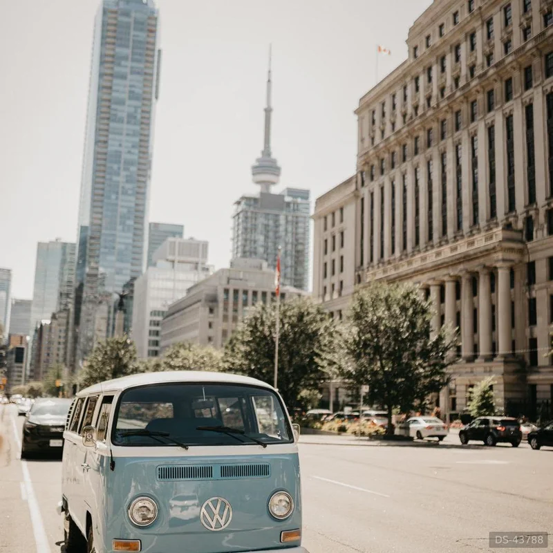 1968 Volkswagen Bus in Toronto 4