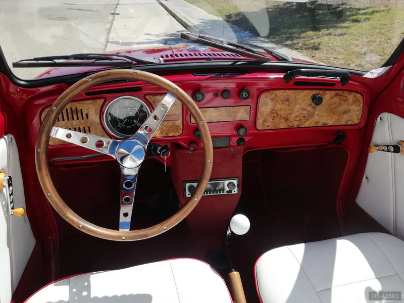 1973 Volkswagen 1302 in Malaga 7