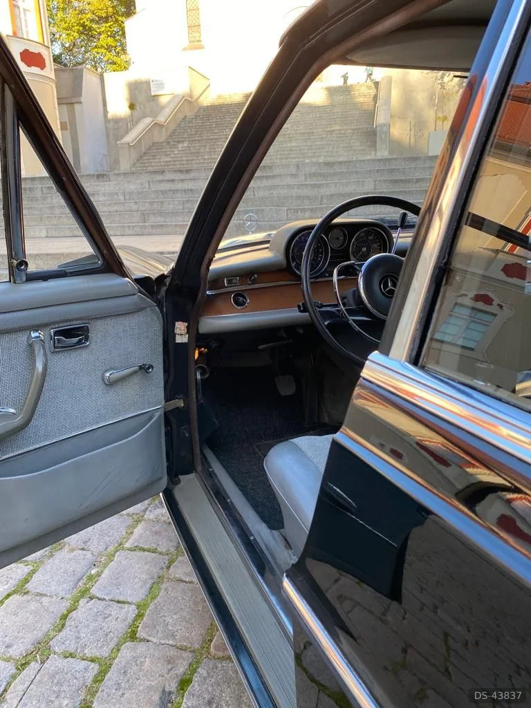 1966 Mercedes-Benz W108 in Opole 8