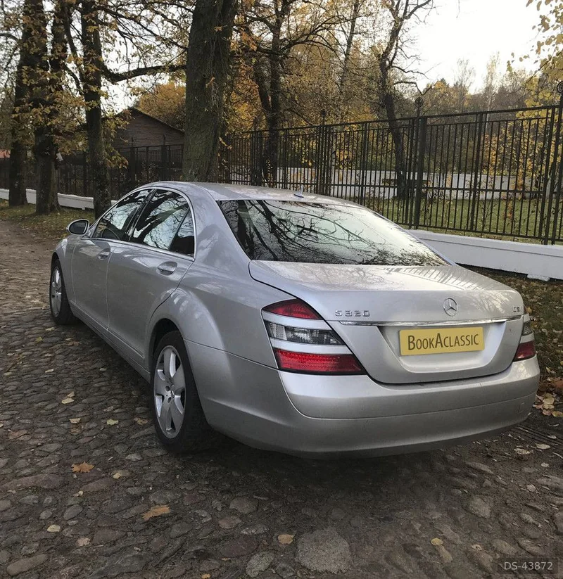 2006 Mercedes-Benz S Class in London 2