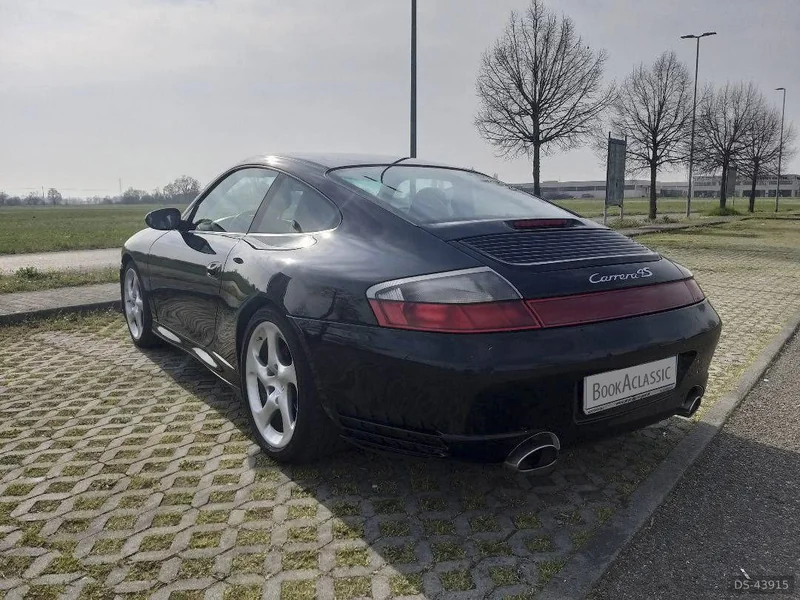 2002 Porsche 996 4s in Parma 3