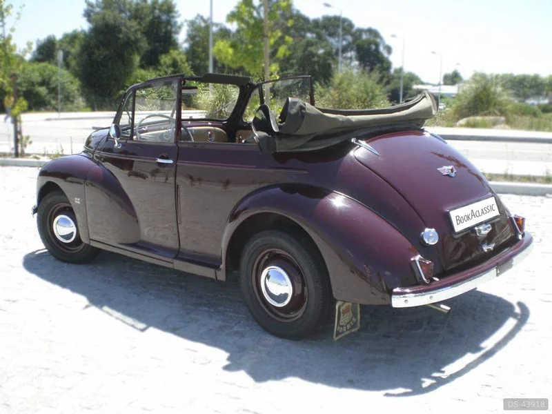 1950 Morris Minor in Vila Nova De Gaia 3