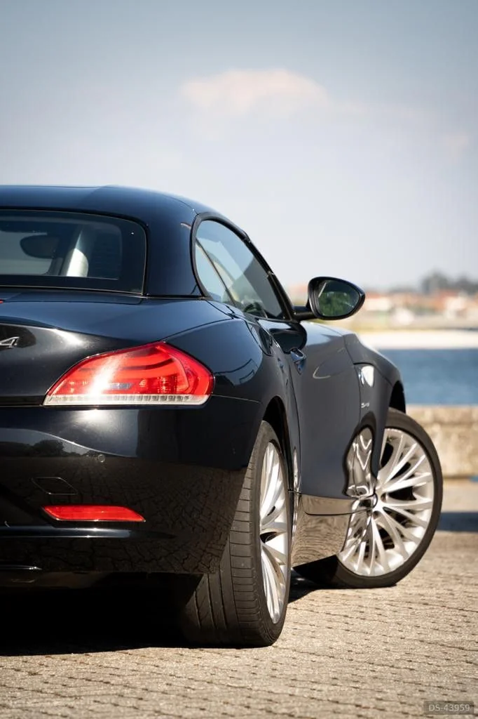 2010 BMW Z4 in Aveiro 4
