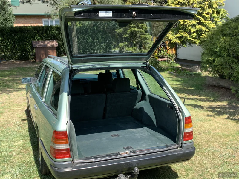 1988 Mercedes-Benz W124 in łódź 5