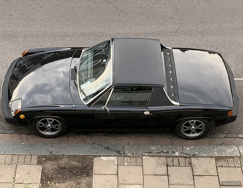 1975 Porsche 914 in London 6