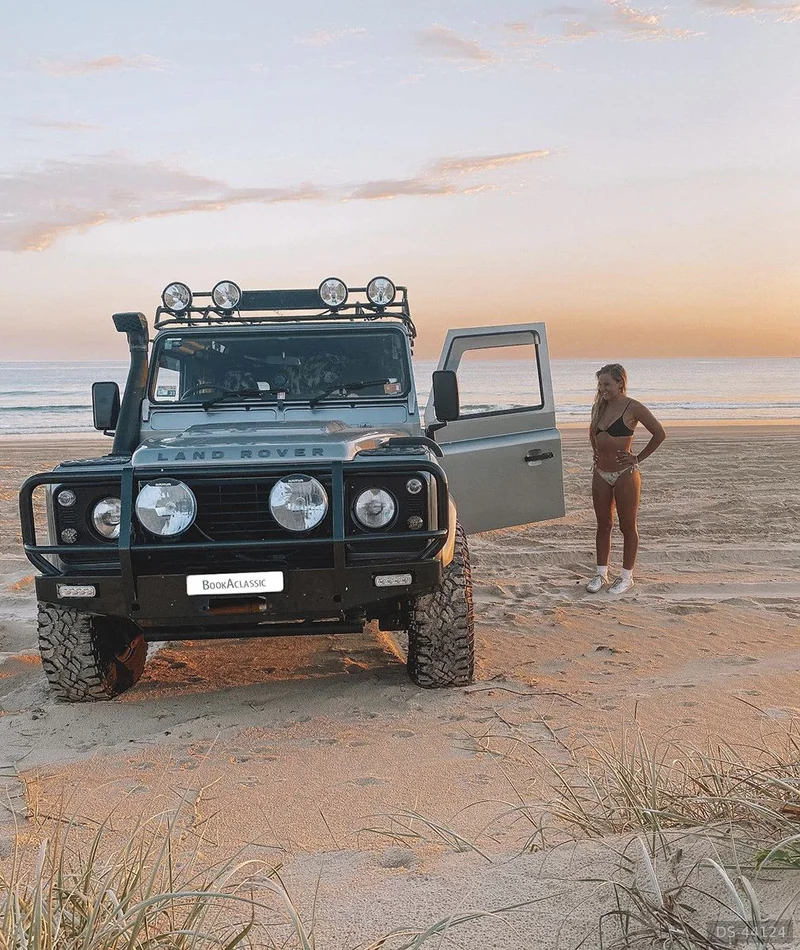 2012 Land Rover Defender in Avalon Beach 2