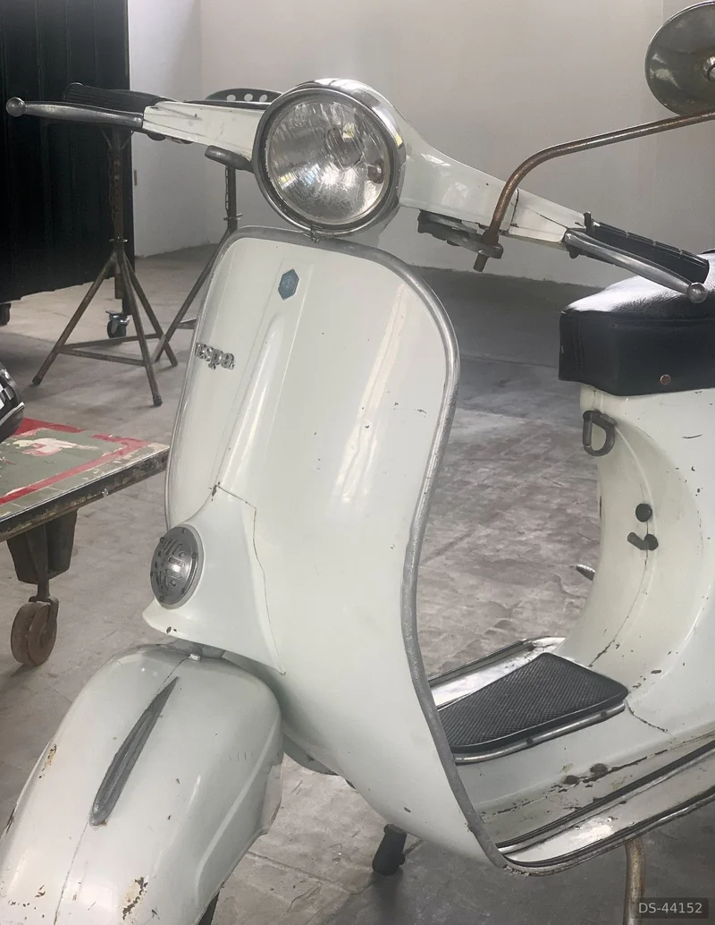1971 Piaggio Vespa Primavera 125 in Château-d'Oex 3