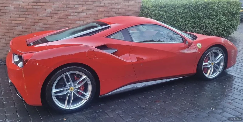 2017 Ferrari 488 GTB in High Wycombe 6