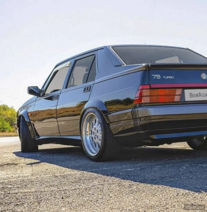 1990 Alfa Romeo 75 Turbo America in Roma 3