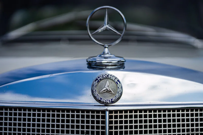 1967 Mercedes-Benz W110 230 in Bratislava 10