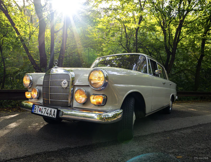 1967 Mercedes-Benz W110 230 in Bratislava 4