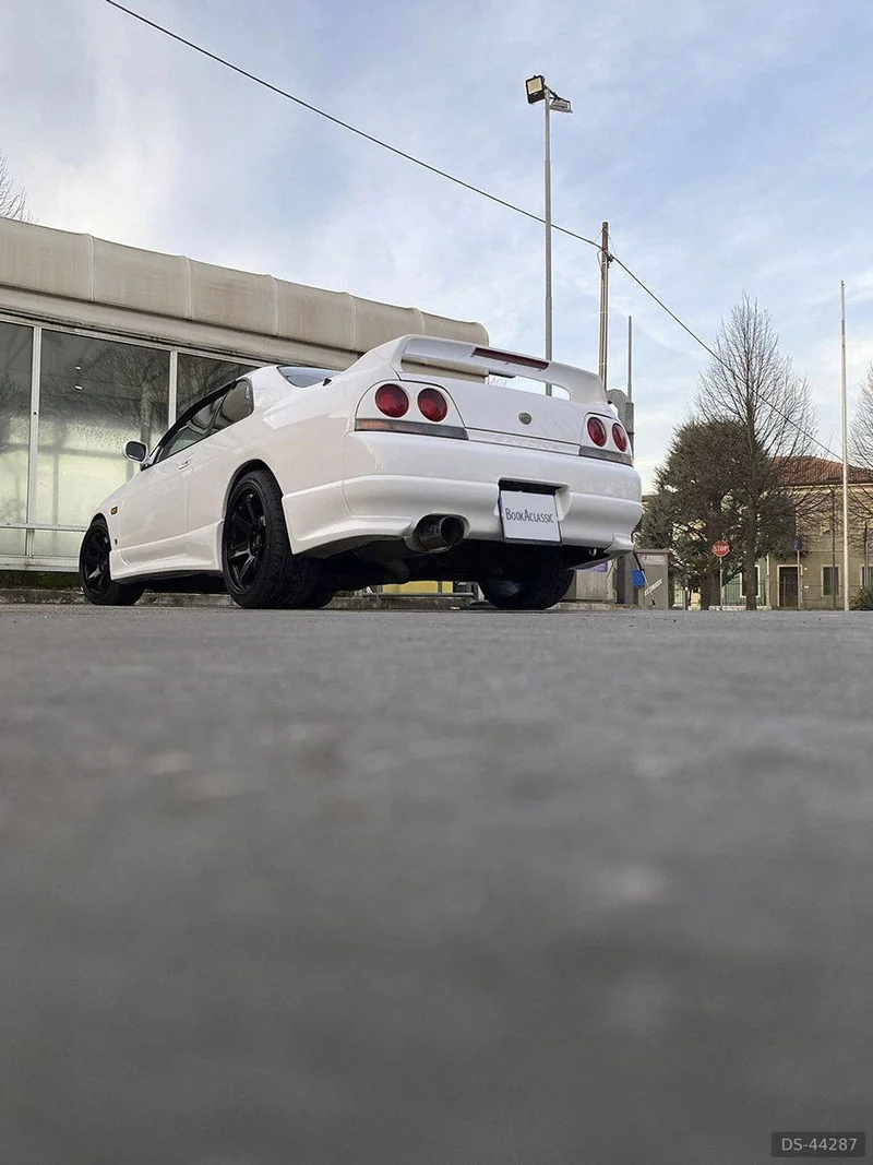1997 Nissan Skyline in Legnago 2
