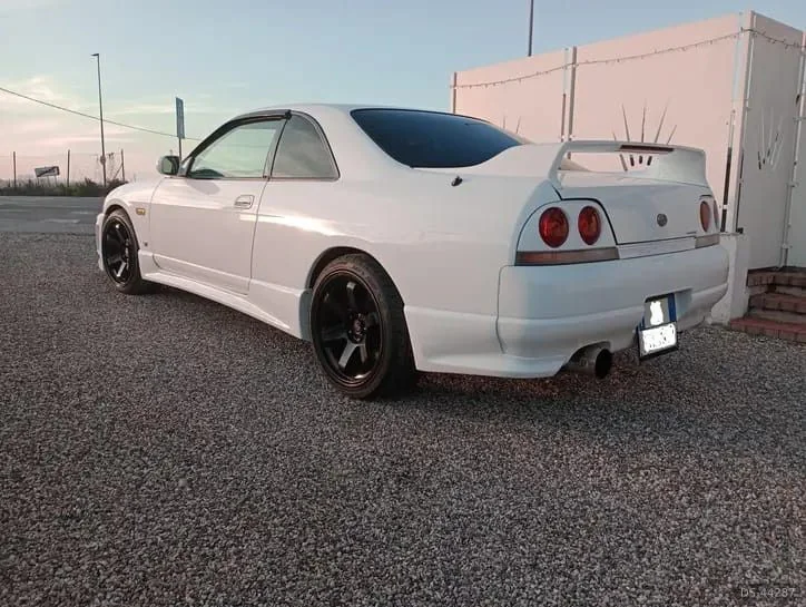1997 Nissan Skyline in Legnago 5