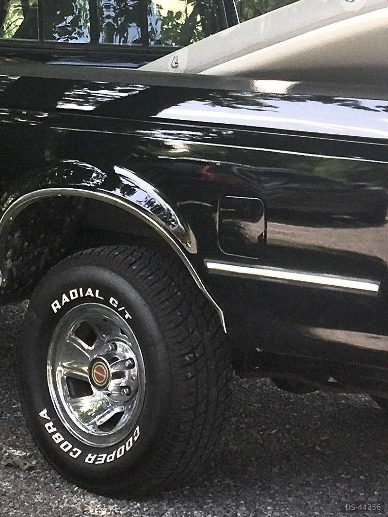 1994 Ford F-150 XL Extended Cab in Toronto 5