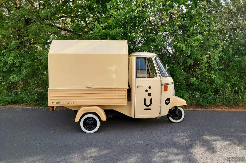 1984 Piaggio Ape P501 in Praha 8 - Libeň 3