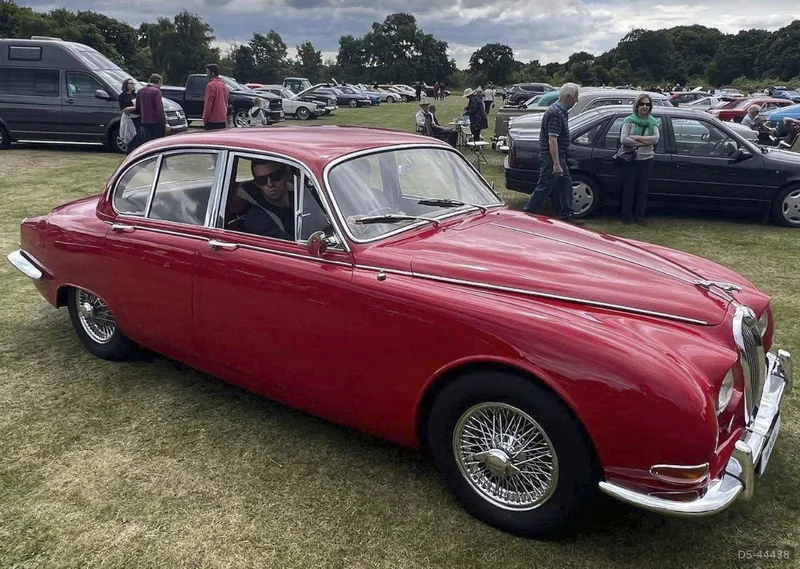 1967 Jaguar S Type 3.8 in Southampton 2