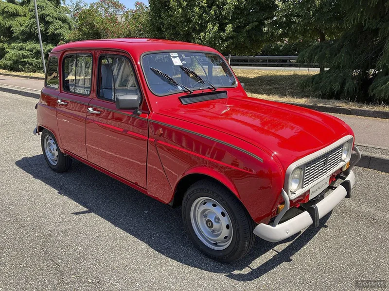 1992 Renault 4 TL in Milano 1