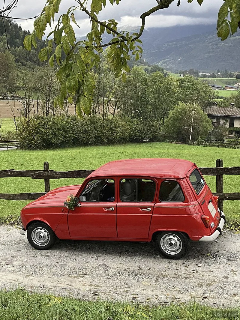 1992 Renault 4 TL in Milano 6