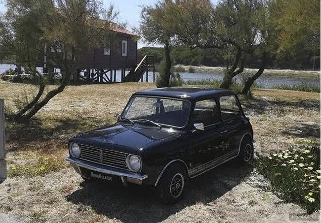 1971 Austin Mini 1275gt in Malveira 2