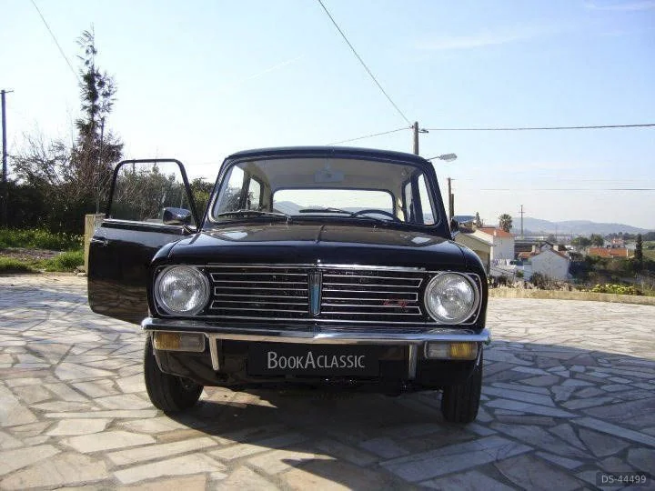 1971 Austin Mini 1275gt in Malveira 3