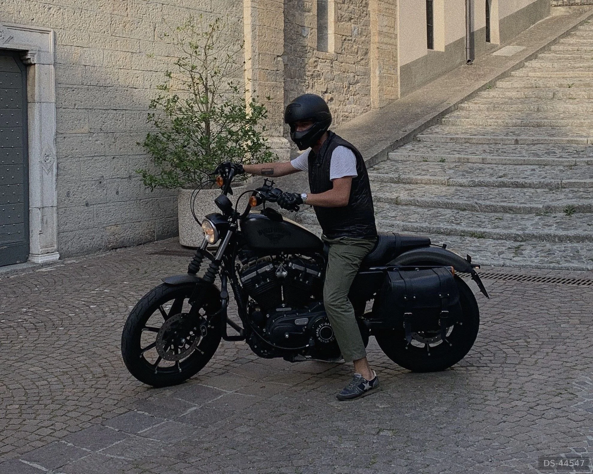 2018 Harley-Davidson Iron 883