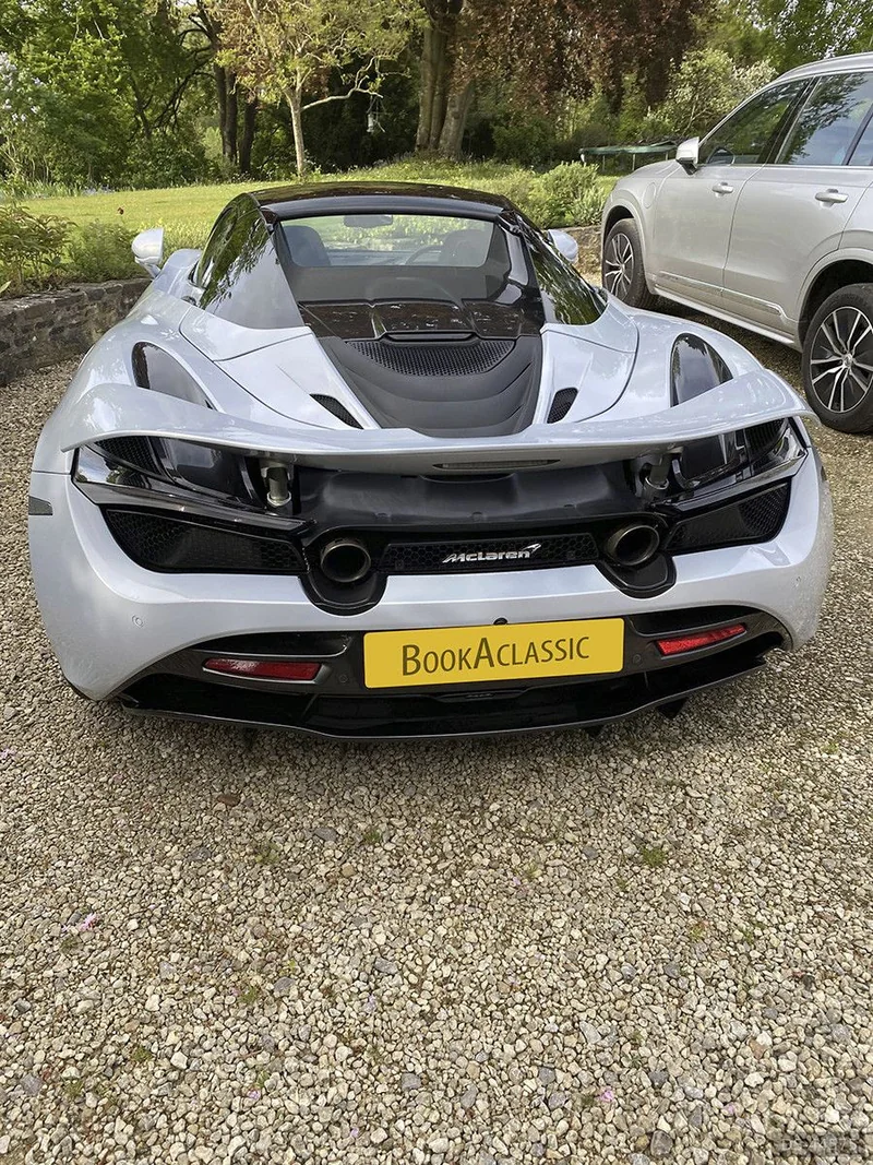 2019 McLaren 720s in London 2
